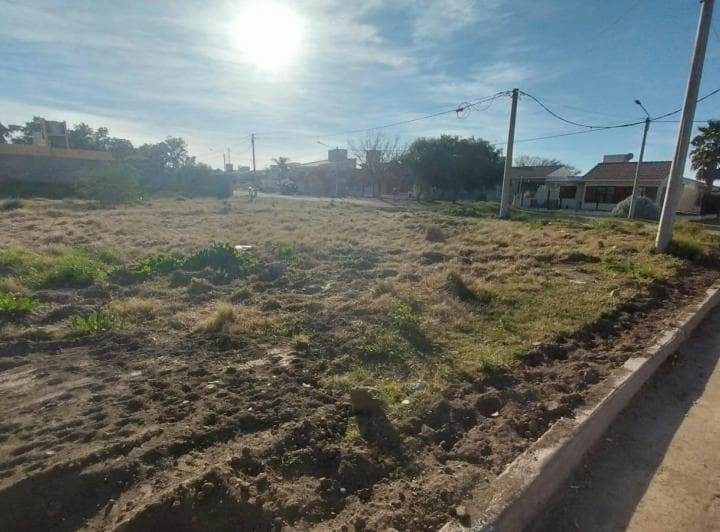 Oportunidad Lote en Venta - Colonia Caroya Calle 42 °1.179 - 3
