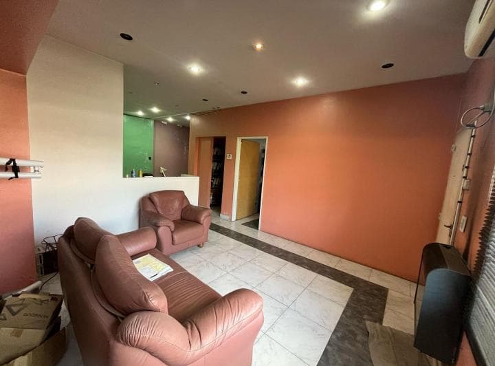 Venta Casa en Plantas Luminosa - Para Remodelar - 5