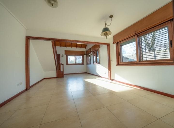 Chalet 5 Ambientes - Los Troncos - 5