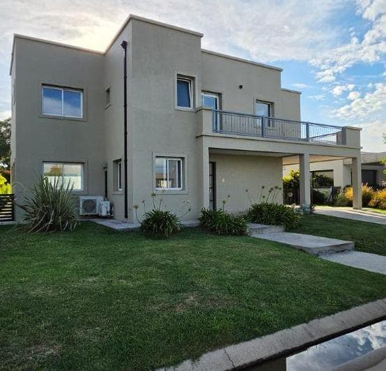 Venta Casa en Barrio Cerrado San Sebastián - 3