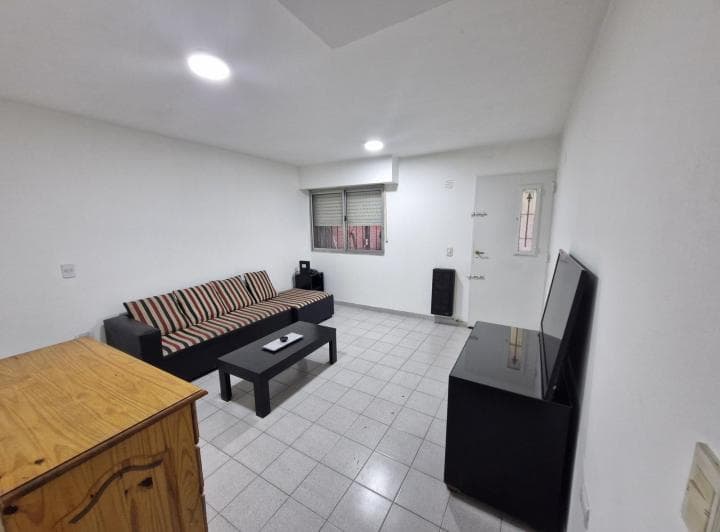 Venta Casa 3 Ambientes en Villa Luzuriaga con Patio - 3