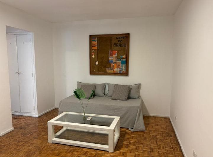 Tucumán Al 1500 Piso 3. Interno. Luminoso. 2 Ambientes. 35 m². Reciclado. Impecable. Excelente Renta - 5