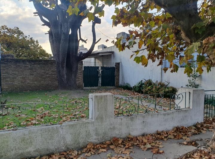 Venta Casa 3 Ambientes Sobre Dos Lotes en Quilmes - 3