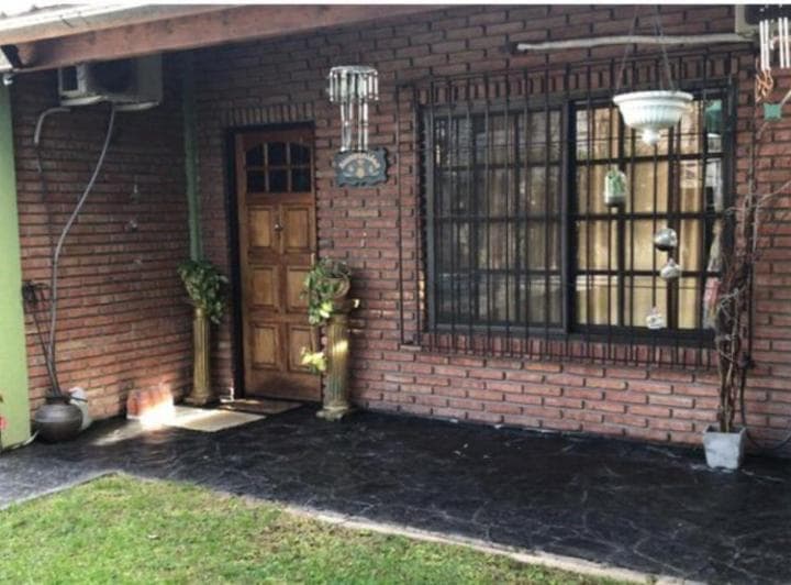Venta Permuta 1 Casa 1 Departamento Torcuato Ideal Inversionista o 2 Familias - 4