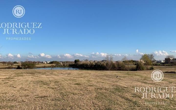 Lote Al Golf en La Herradura El Canton - 2