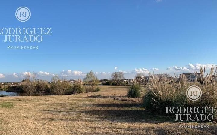 Lote Al Golf en La Herradura El Canton - 3