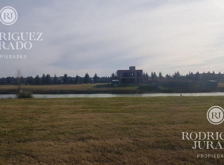 Espectacular Lote en Venta El Naudir - 4