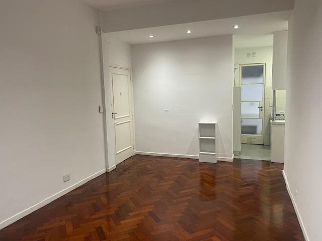 Departamento 2 Ambientes con Patio - 2