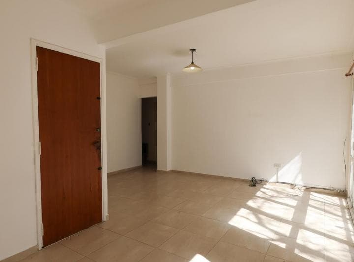 Venta Departamento Dos Dorm. en Centro - 3