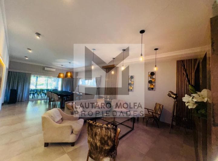 Casa de Categoria en Doble Lote Barrio Cerrado La Arboleda - 3