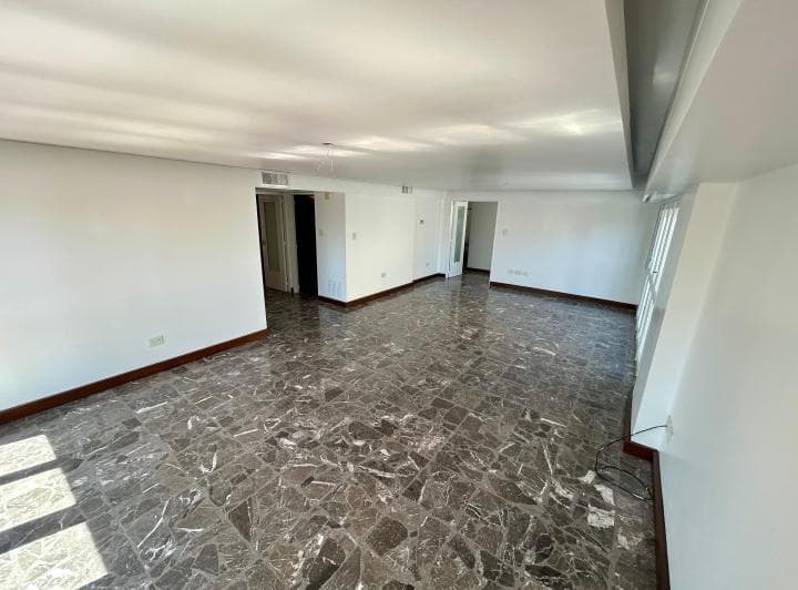 Departamento en Venta Restaurado a Nuevo - 2