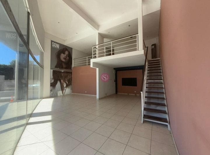 Local en Alquiler en Complejo 46, G. B. a. Zona Norte - 2