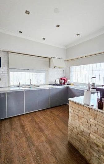 Reservado! Impecable Chalet Reciclado en Chauvín Zona Hpc - 4