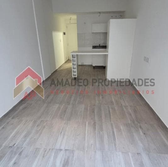 Monoamb en Planta Baja con Patio Al Contrafrente a Estrenar. Ubicado en San Martin 632, Lomas de Zam - 3