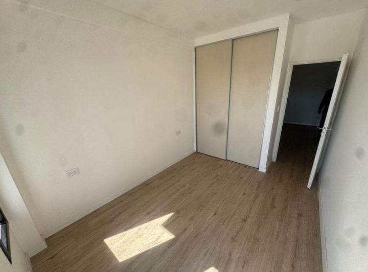 Departamento en Venta Dos Ambientes en Lanus Oeste. - 4