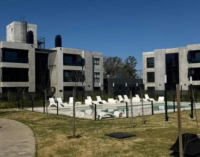 Departamento 3 Dorm. Zona Ricardo Rojas Complejo Garderie - 2