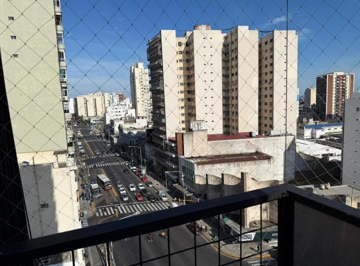 Venta Departamento Avellaneda, 4 Ambientes, 3 Habitaciones, 2 Baños - 5