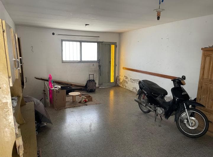 Casa a Demoler – Terreno Estratégico Frente a Torres Gama - 5