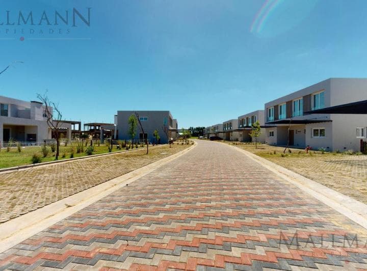 Venta Town Houses 3 Dorm. en Pilará - 2