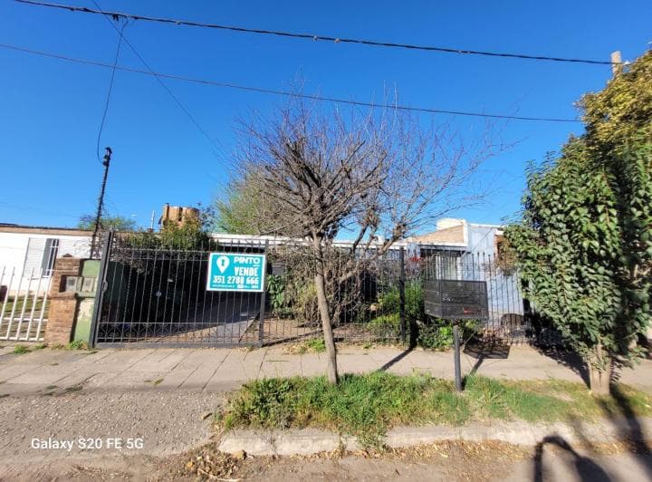 Casa Venta Barrio Mercantil 4 Dorm. Apta Credito Hipotecario - 2