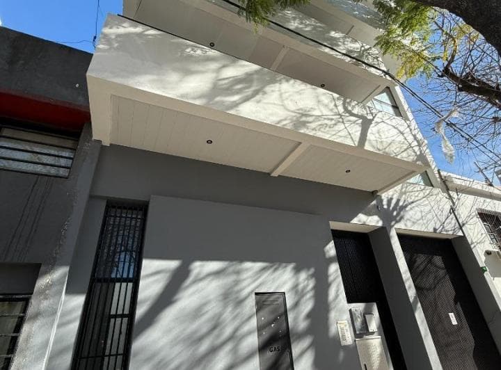 Monoambiente a Estrenar!, 3er Piso Frente, con Balcon - 4