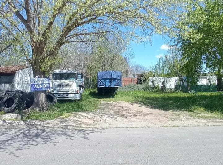 27 (412 y 413) Lote de 10 X 30 Baldio - 3