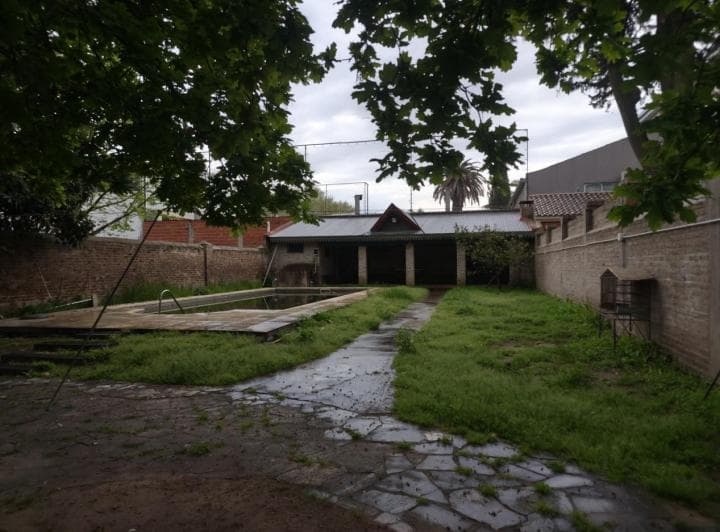 Lote con Chalet en Venta - Moron Norte - 4
