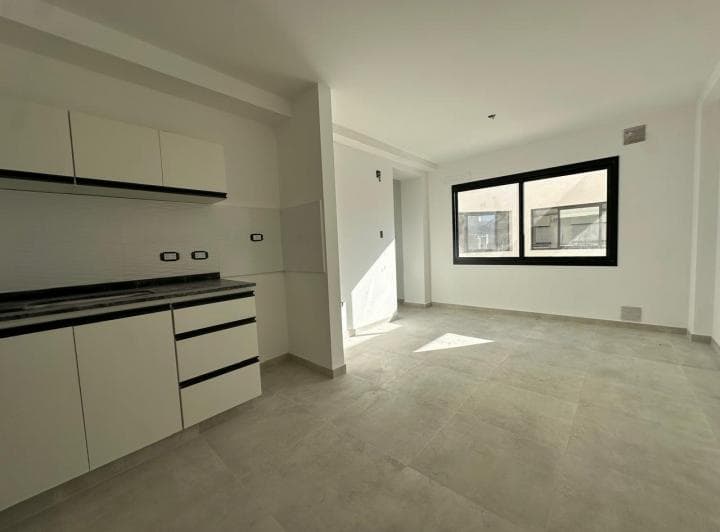 Venta Departamento 1 Dormitorio en Alto Alberdí. Edificio con Pileta y Asador. - 2