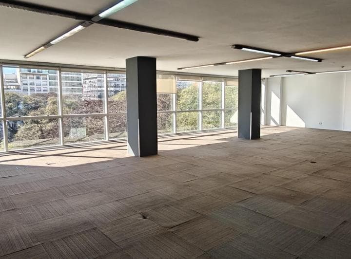 Oficina en Planta Libre Sobre Av 9 de Julio - 3
