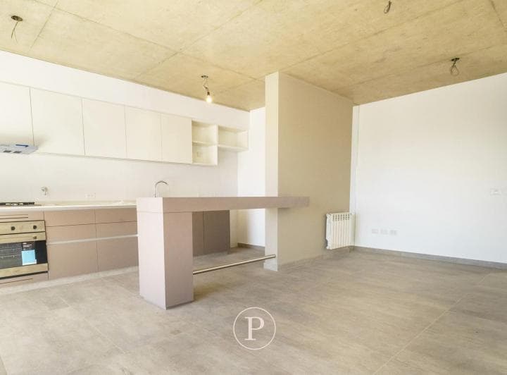 Venta Departamento 3 Ambientes a Estrenar con Cochera y a Baulera en Chauvin - 2