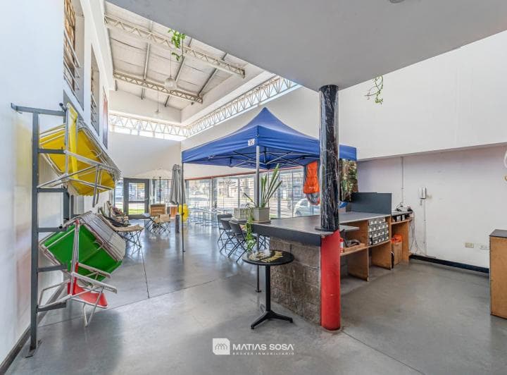 Venta - 2 Galpones - Av Libertad - 5