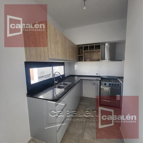 Dúplex en Venta de 3 Dorm. en Lomas de Manantiales con Seguridad 24 Hs - 4