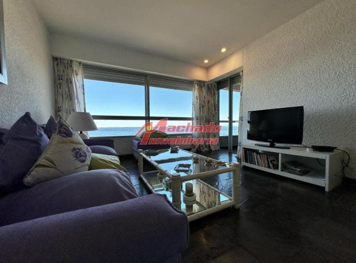 Apartamento de un Dormitorio en Alquiler en Punta del Este - 3