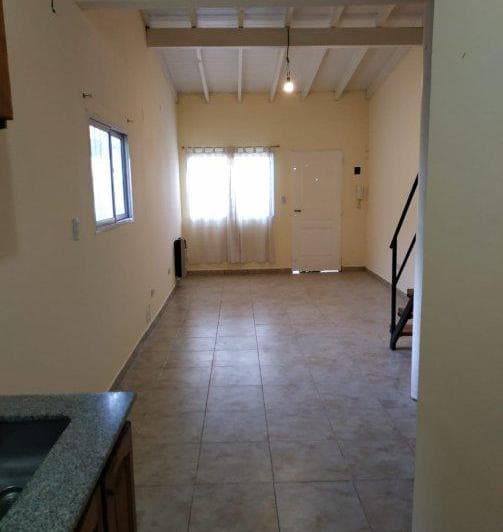 Duplex en Oferta - Longchamps - 2
