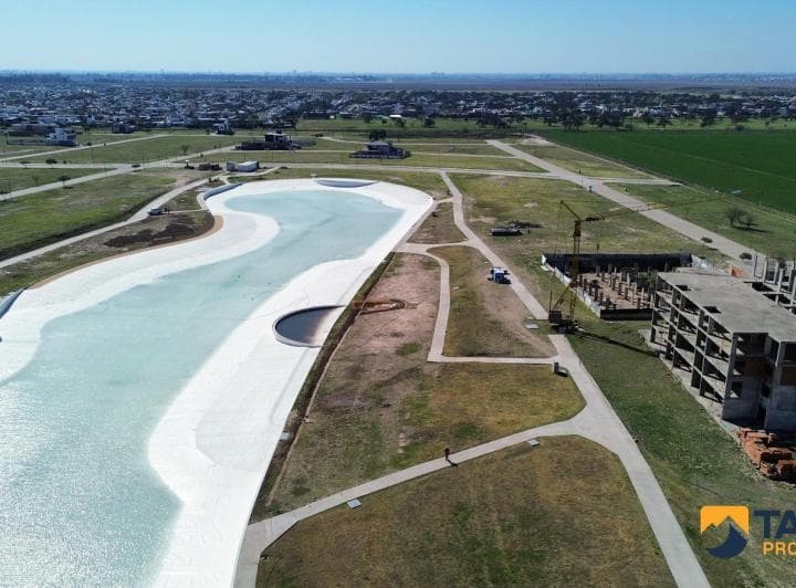 Lote Exclusivo en Venta - 700 m² Frente a La Laguna en Acqua Vista – Malagueño - 4