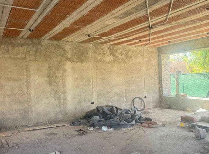 Casa en Venta C/ Cochera en Lunlunta - 3