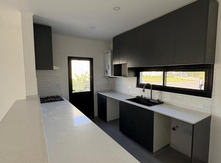 Casa en Venta en Santa Emilia - 2