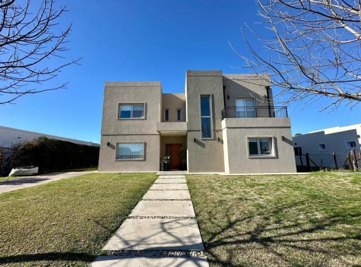 Casa en Venta, Gba Norte, 6 Ambientes en Haras Santa Maria - El Molino - ID 5848 - 2