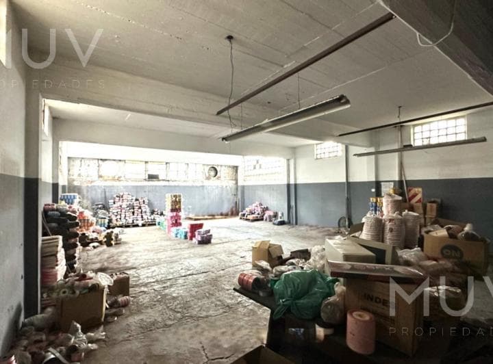 Santo Tome 5400 - Edificio Comercial en Alquiler en Monte Castro Apto Todo Destino - 5
