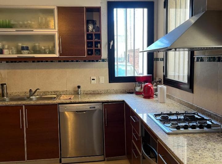 Adrogue Casa en Venta 3 Dorm Jardin Excelente Ubicacion - 5