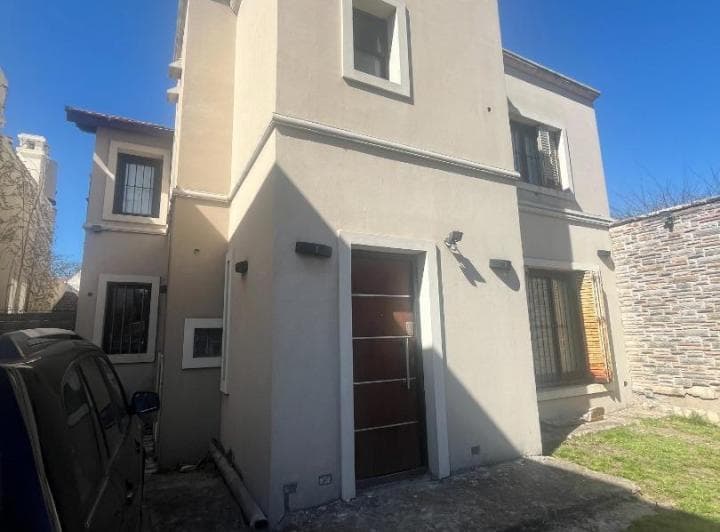 Adrogue Casa en Venta 3 Dorm Jardin Excelente Ubicacion - 3