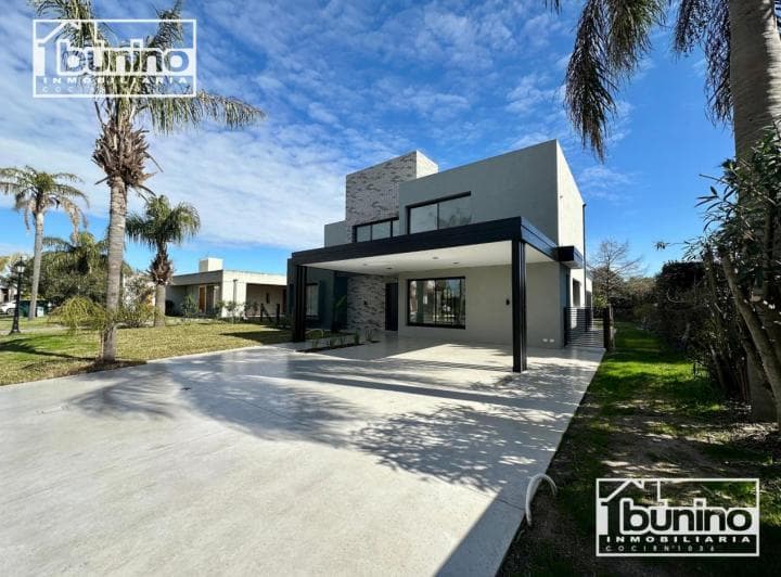 Casa en Cadaques de 3 Dorm. - Funes Hills - 2