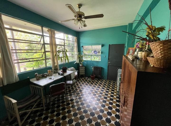Casa de 3 Ambientes con Amplio Fondo en Castelar Norte - 5