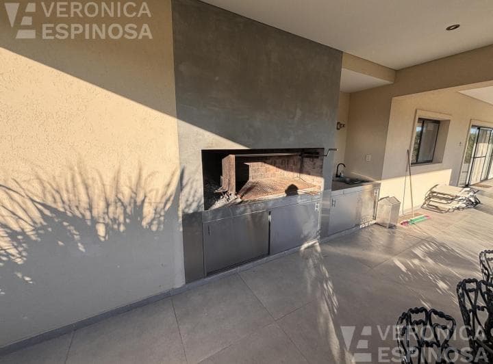 Casa en Venta de Cinco Ambientes, Piscina, Chacra, Lujan, Santa Matilda - 4