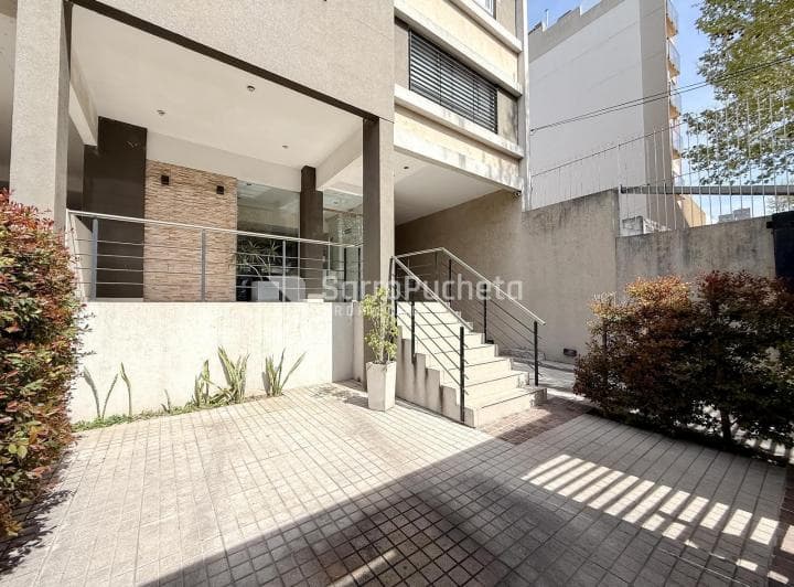 Venta Departamento 2 Ambientes con Cochera en Ramos Mejia. - 2