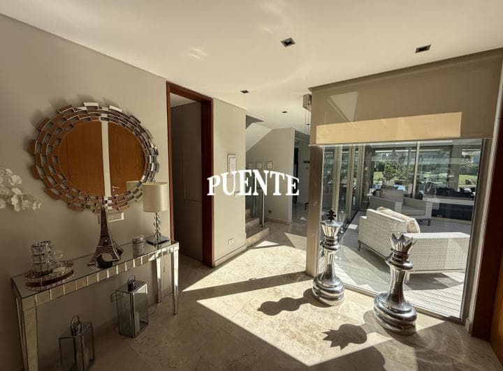 Casa en Venta en Saint Thomas Este - Canning - 3