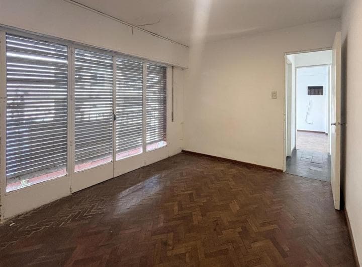 Venta - Departamento de 2 Dorm. y Balcón - Centro, Rosario. - 4