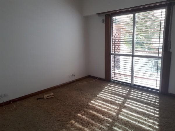 Chalet en Venta 5 Amb con Jardin y Pileta - 4