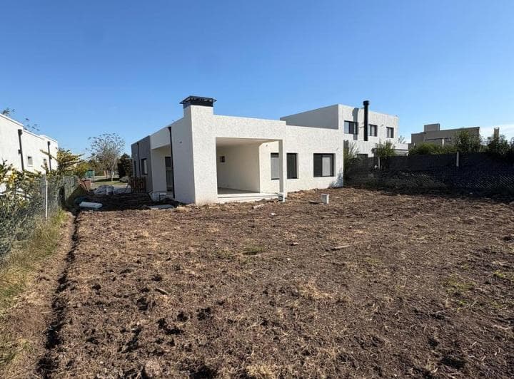 Casa en Venta en Santa Emilia - 5