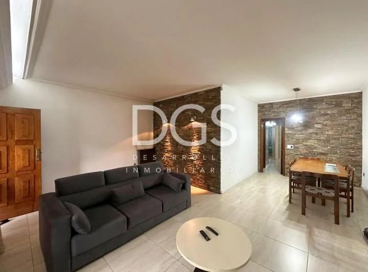 Casa 4 Ambientes Concochera en Venta en Remedios de Escalada - 2